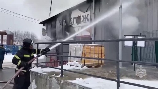 Тюменцы могут остаться без посылок одного из маркетплейсов накануне склад Озон горел в Свердловской области