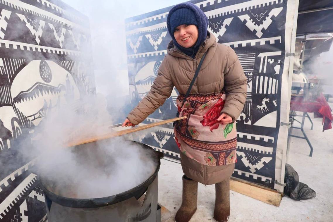 Готовимся к фестивалю «Пельменный съест» – яркому гастрономическому празднику, известному далеко за пределами региона и отмеченному наградами Готовимся к фестивалю «Пельменный съест» – яркому гастрономическому празднику, известному далеко за пределами региона и отмеченному наградами