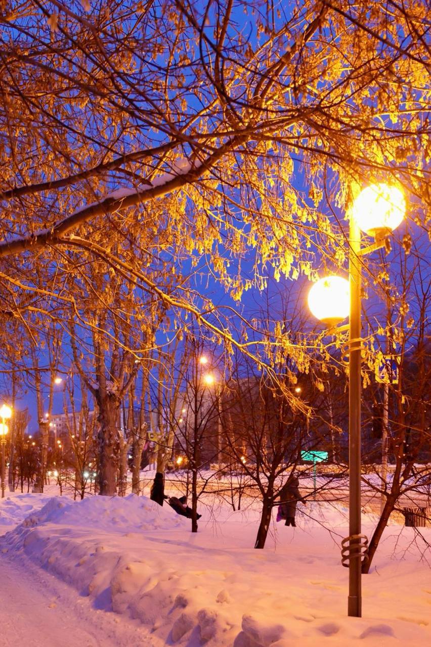 Поделюсь, что делаем, чтобы в городе было светло, ярко и уютно Поделюсь, что делаем, чтобы в городе было светло, ярко и уютно