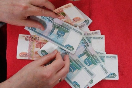 С 1 февраля россиян ждут новые выплаты и изменения в правилах покупок