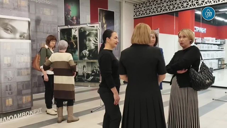 Выставка-погружение в рамках социально-просветительского проекта "#ВокругНас" открылась в многофункциональном комплексе "Арсиб Тауэр" 3 февраля