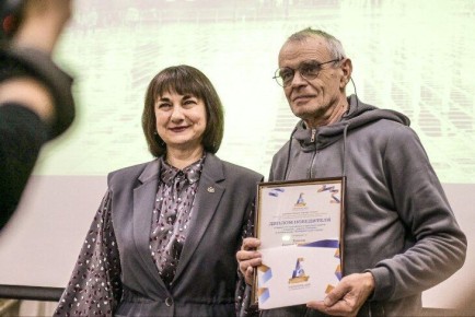 �������� ��������������� ��������� "��������� �����" ������ ������ ���� ����������� �������� "������ � ����� ������"