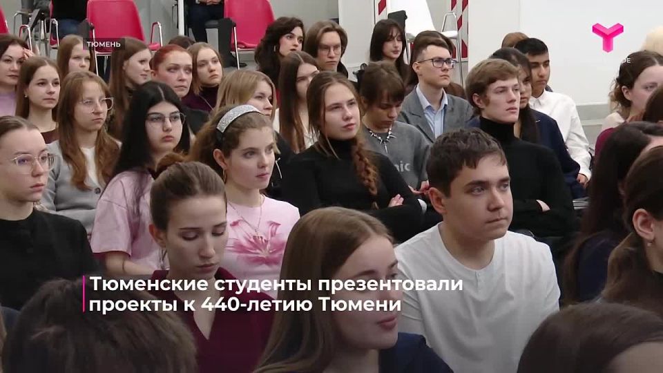 Максим Афанасьев встретился со студентами Тюменского медицинского университета