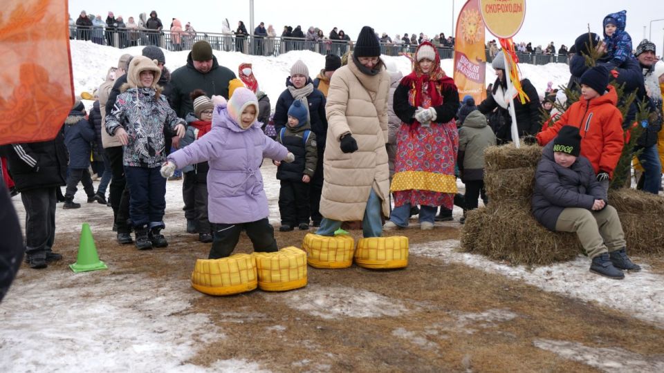 Парк Заречный приглашает окунуться в вихрь веселья и традиций на праздничной программе «Широкая Масленица»!