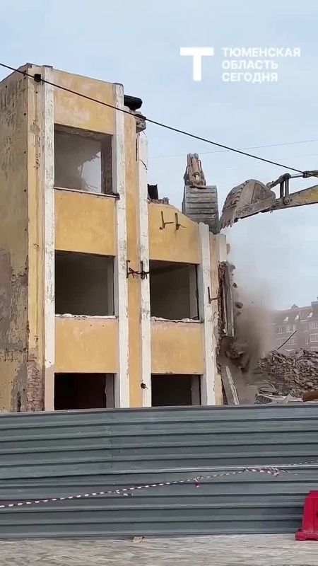 На месте снесённого дома в Тюмени появится новый 23-этажный жилой комплекс
