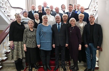 �������� ��������� ��������� ���� � ����������� ������������ �������� ��������, � ����� �������� �������� � ��������� ��������� ����������� � ���������� ����