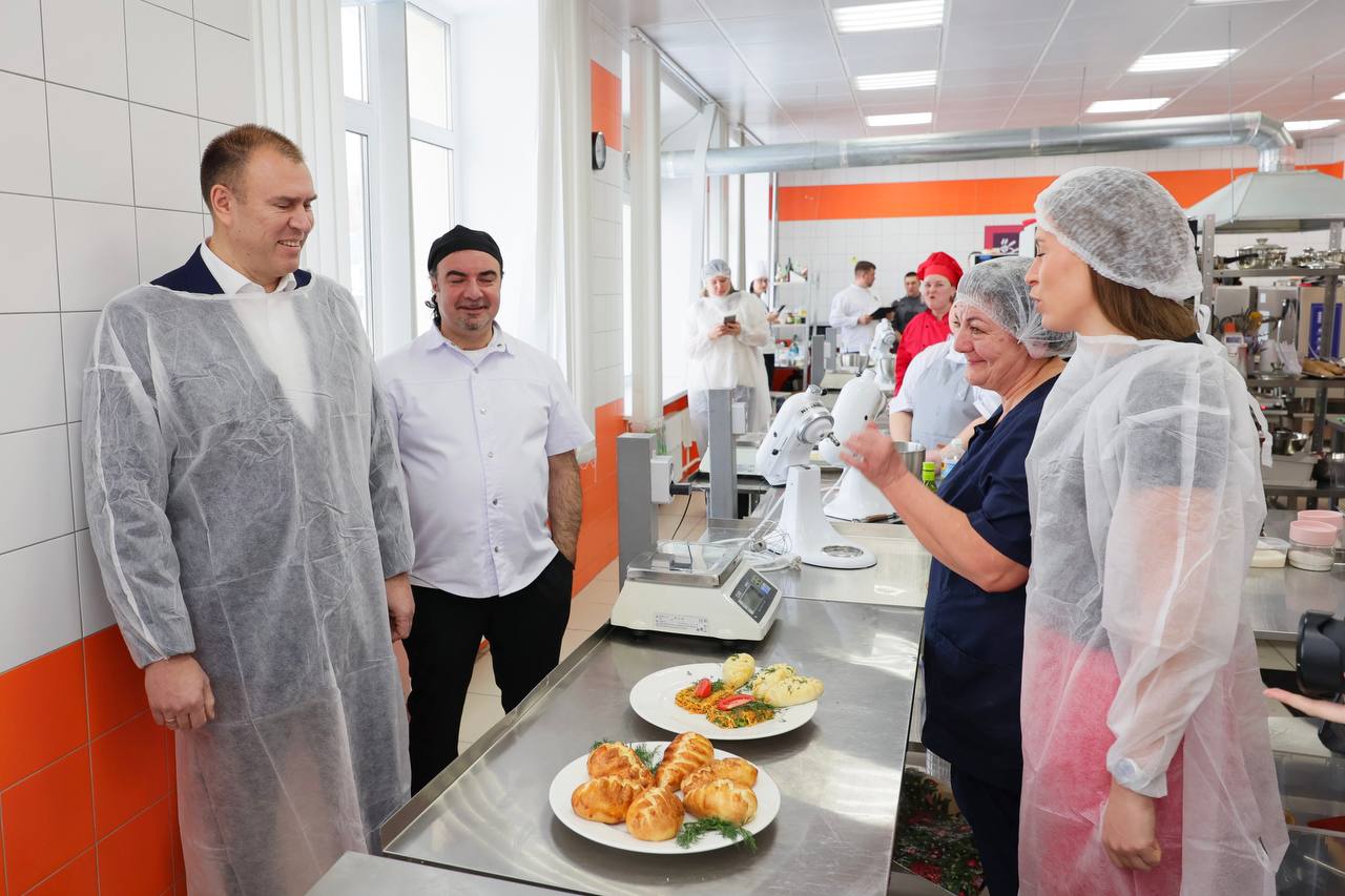 Друзья, наш сытный фестиваль «Пельменный съест» подходит к самому вкусному финалу Друзья, наш сытный фестиваль «Пельменный съест» подходит к самому вкусному финалу