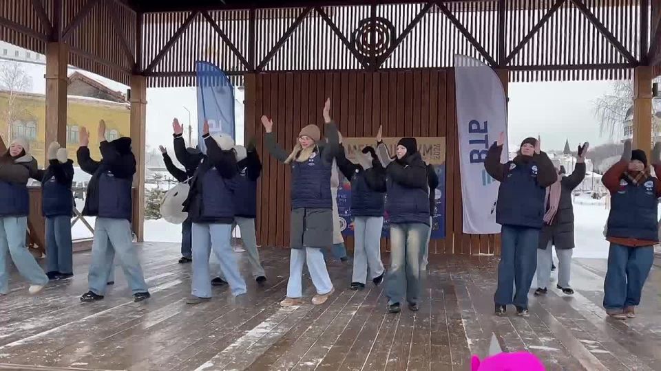 На Базарной площади — море музыки, танцев и улыбок!