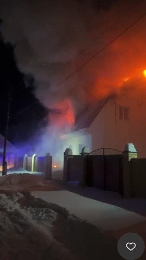 В поселке Московский крупный пожар