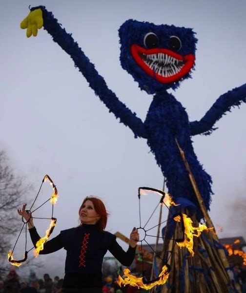 Огромную лабубу сожгут на Масленицу в Липецкой области Огромную лабубу сожгут на Масленицу в Липецкой области