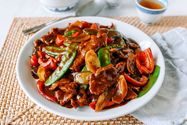 Говядина в черном бобовом соусе: ресторанная классика на вашей кухне