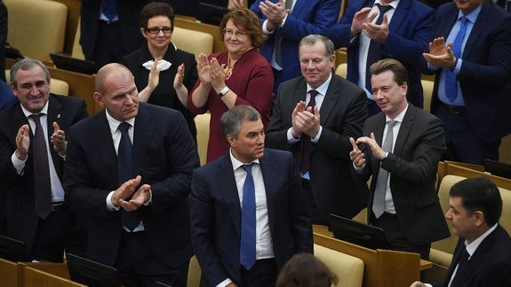 Госдума ограничила прессу в съемке пленарных заседаний