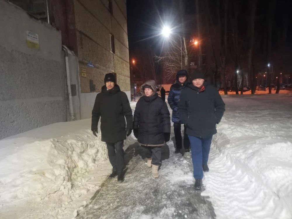 Сегодня на совещании с управляющими компаниями (УК) были обозначены основные проблемы и рассмотрены жалобы жителей Сегодня на совещании с управляющими компаниями (УК) были обозначены основные проблемы и рассмотрены жалобы жителей