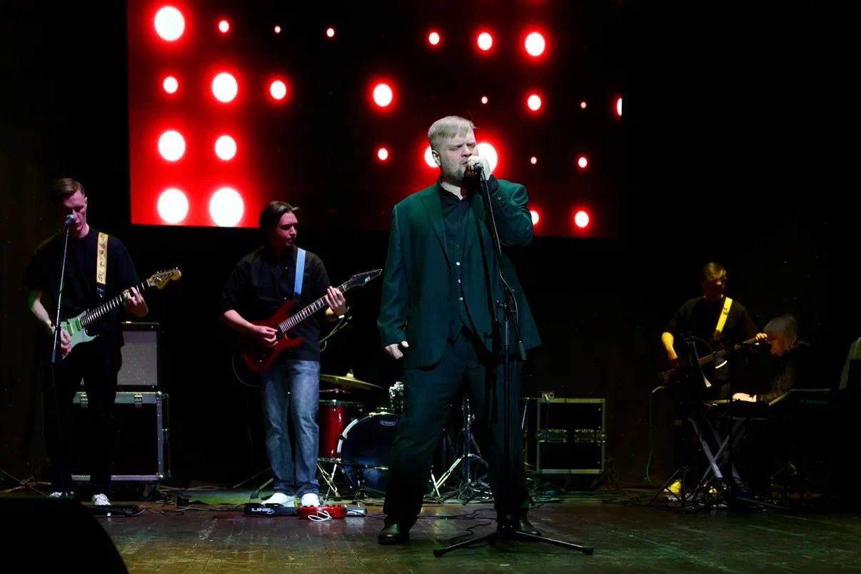 Друзья! Делюсь с вами яркими фотокарточками с концерта, посвященного Дню защитника Отечества Друзья! Делюсь с вами яркими фотокарточками с концерта, посвященного Дню защитника Отечества