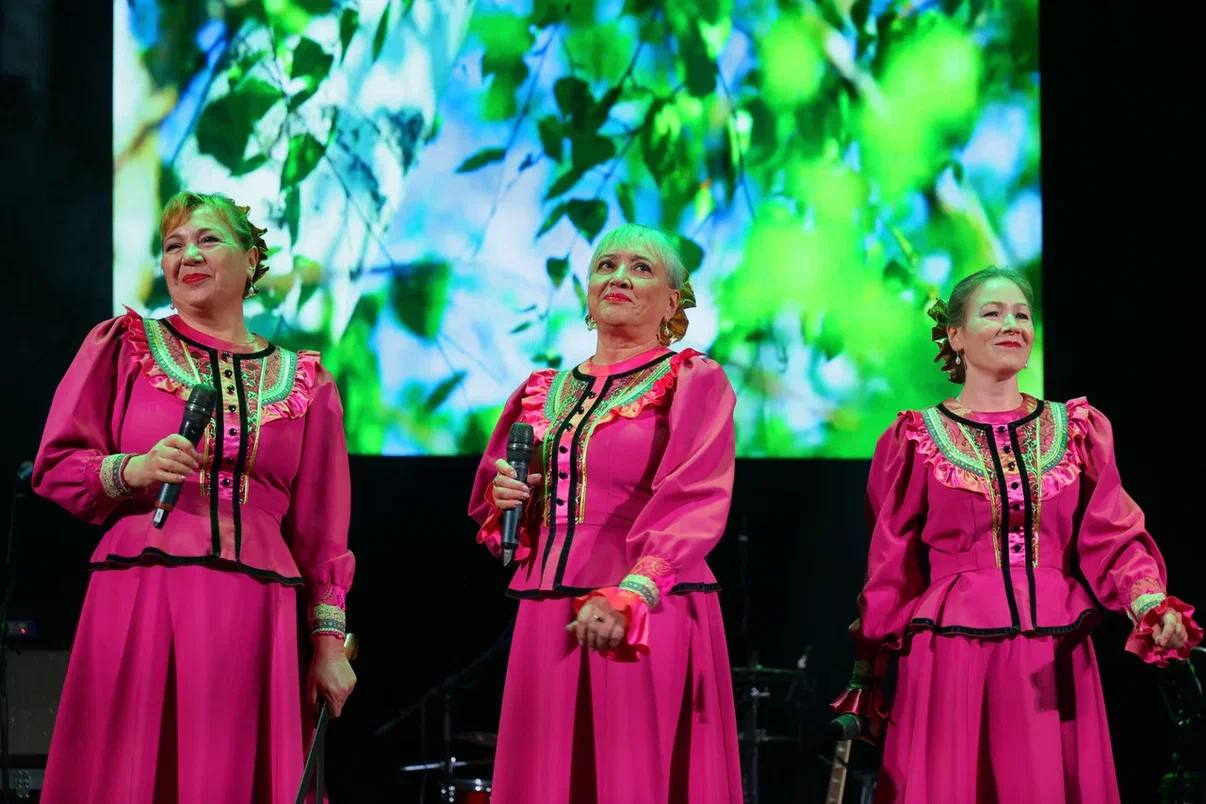 Друзья! Делюсь с вами яркими фотокарточками с концерта, посвященного Дню защитника Отечества Друзья! Делюсь с вами яркими фотокарточками с концерта, посвященного Дню защитника Отечества