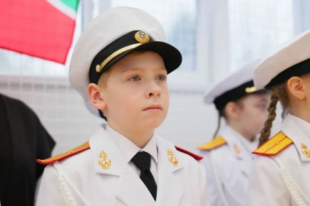 Смотр строя и песни: от дошколят до кадетов – растим патриотов!