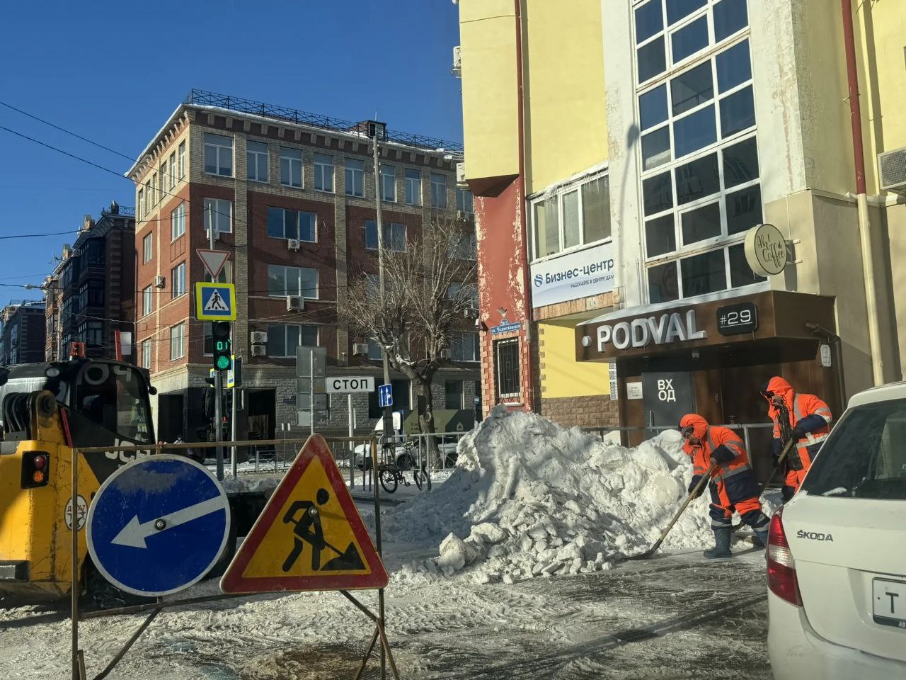 Максим Афанасьев: Вечером проехал по городу, чтобы лично оценить, как дорожные службы справляются с уборкой снега Максим Афанасьев: Вечером проехал по городу, чтобы лично оценить, как дорожные службы справляются с уборкой снега