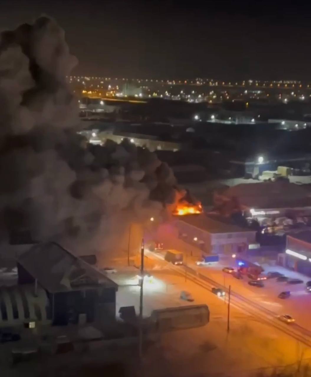 Беременная тюменка с детьми осталась без дома из-за ночного пожара на Матмасовской, 54 Беременная тюменка с детьми осталась без дома из-за ночного пожара на Матмасовской, 54