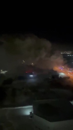 Жуткое пламя и столб дыма прямо сейчас наблюдают тюменцы