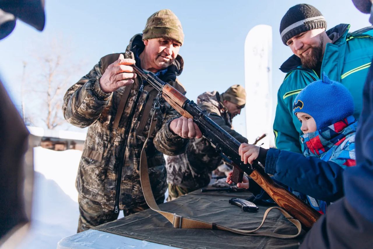 Экшн, драйв, мощь!. «Это просто супер!», «Смотри, как круто получилось!», «Вот это поворот!», «Во дают!» — неслось сегодня детскими и взрослыми голосами с берегов Туры Экшн, драйв, мощь!. «Это просто супер!», «Смотри, как круто получилось!», «Вот это поворот!», «Во дают!» — неслось сегодня детскими и взрослыми голосами с берегов Туры