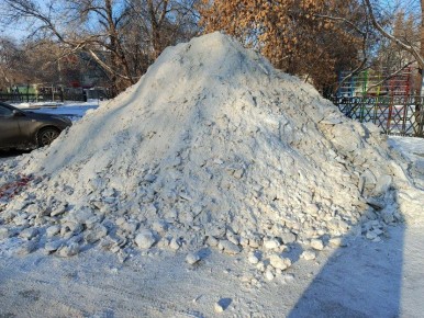 С начала года в Тюмени виновных в плохой уборке снега наказали на 680 тысяч рублей