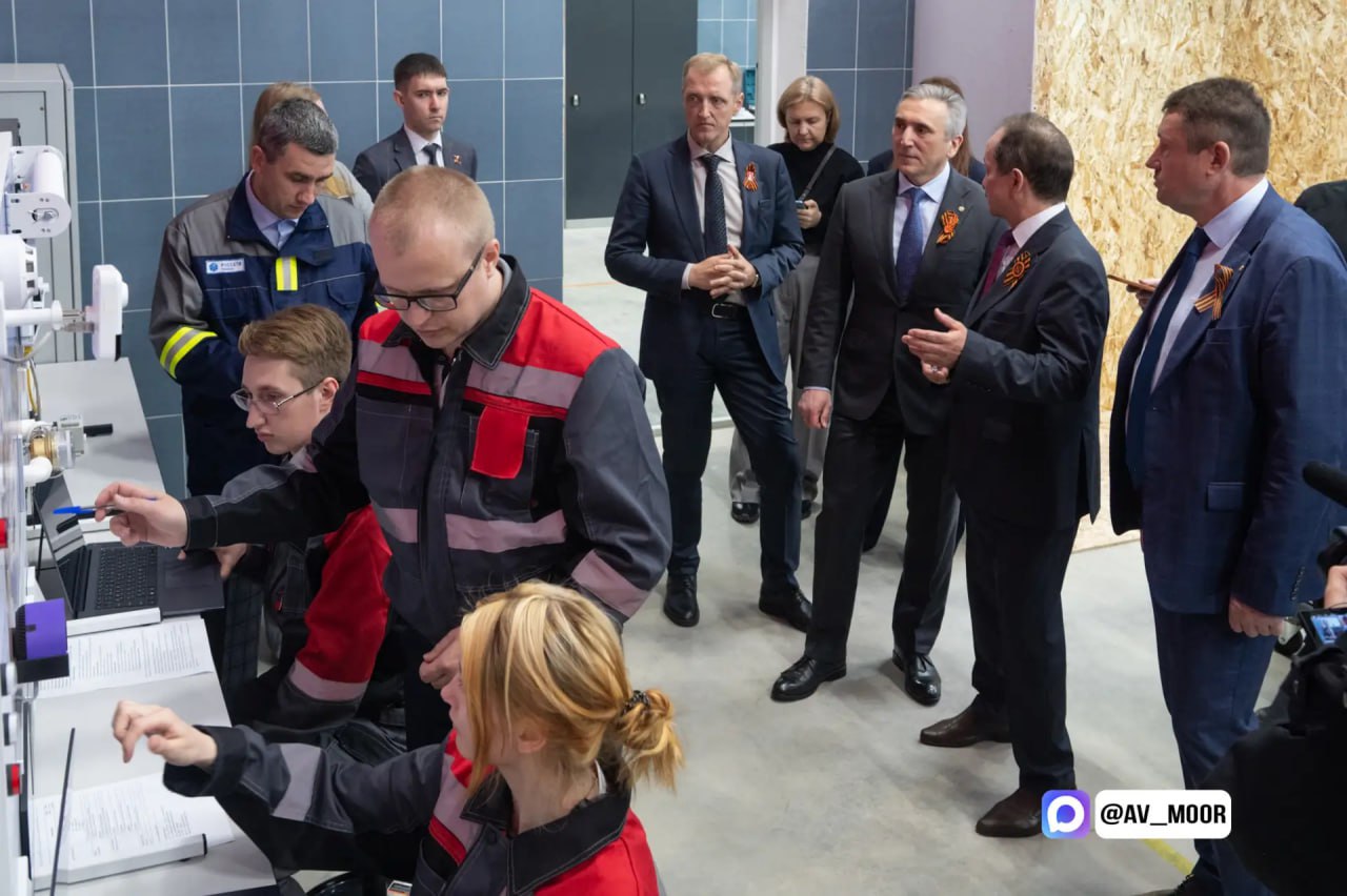 Александр Моор: В рамках реализации федерального проекта «Профессионалитет» в Тюменской области в этом году появятся три новых кластера – строительство, химия и сельское хозяйство Александр Моор: В рамках реализации федерального проекта «Профессионалитет» в Тюменской области в этом году появятся три новых кластера – строительство, химия и сельское хозяйство