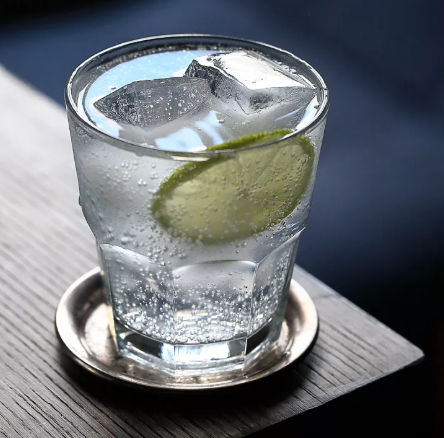 Джин: Искусство, Древности и Современные Вкусы