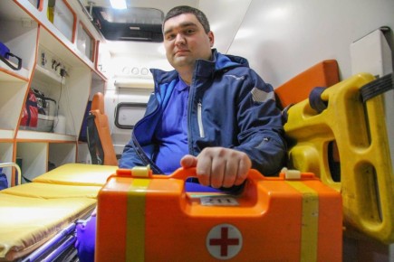 «Вытащил с того света»: тюменский врач за год спас 16 человек от клинической смерти