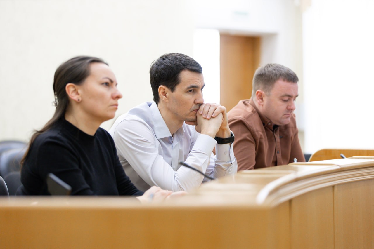 Чтобы вместе с домами росли и деревья Чтобы вместе с домами росли и деревья