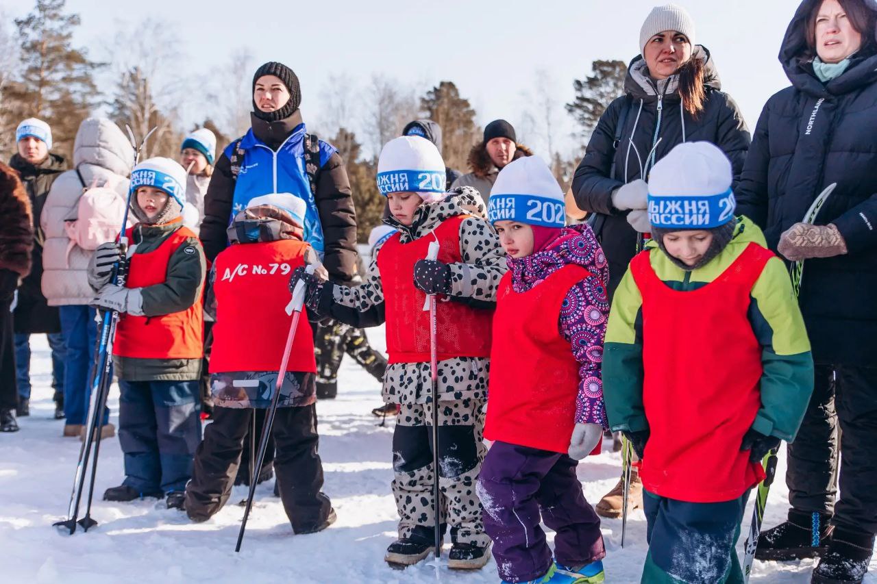 Максим Афанасьев: Сегодня состоялся незабываемый старт первой лыжной прогулки для самых юных участников проекта «Тюменская зима» Максим Афанасьев: Сегодня состоялся незабываемый старт первой лыжной прогулки для самых юных участников проекта «Тюменская зима»