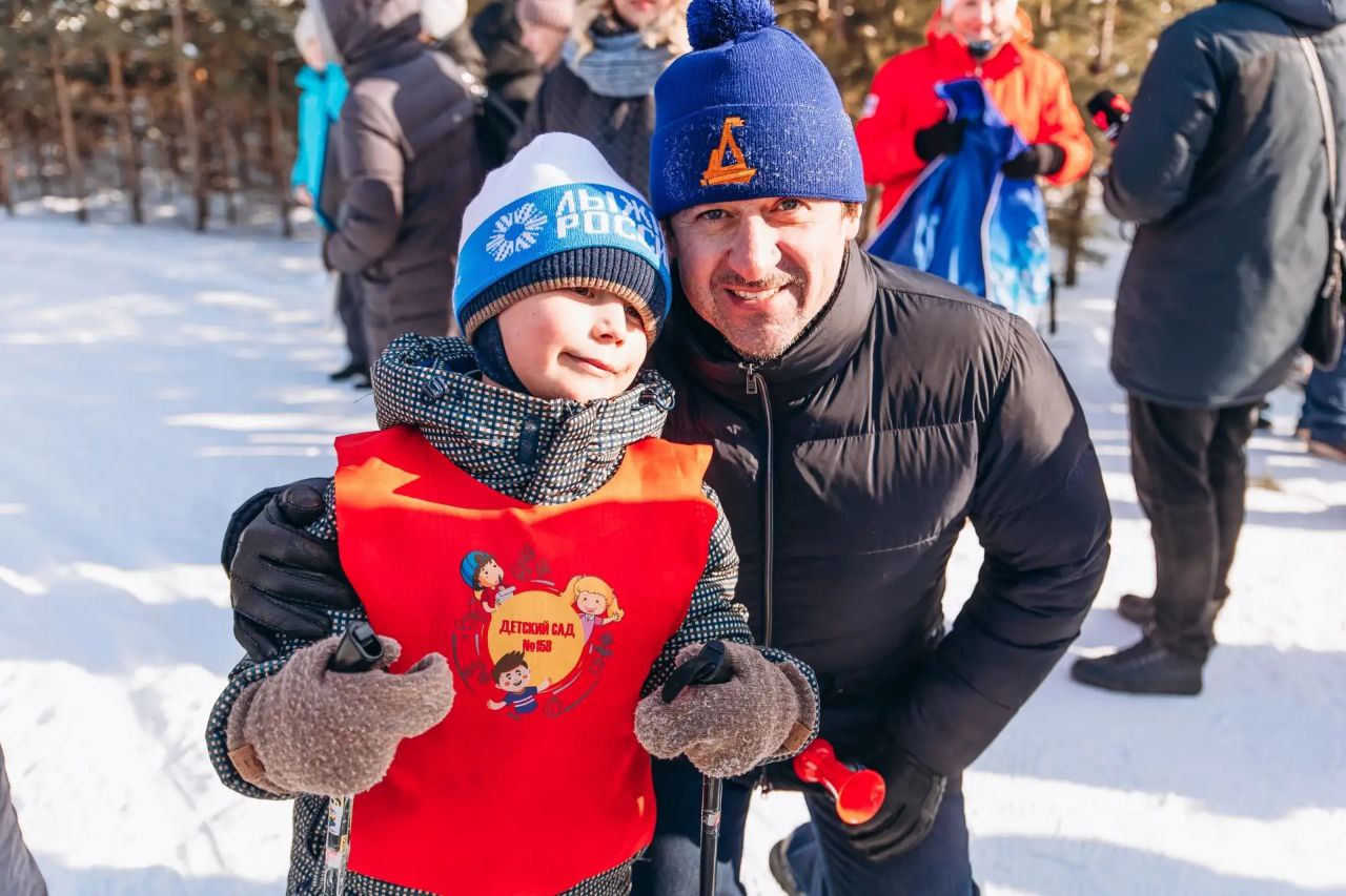 Максим Афанасьев: Сегодня состоялся незабываемый старт первой лыжной прогулки для самых юных участников проекта «Тюменская зима» Максим Афанасьев: Сегодня состоялся незабываемый старт первой лыжной прогулки для самых юных участников проекта «Тюменская зима»