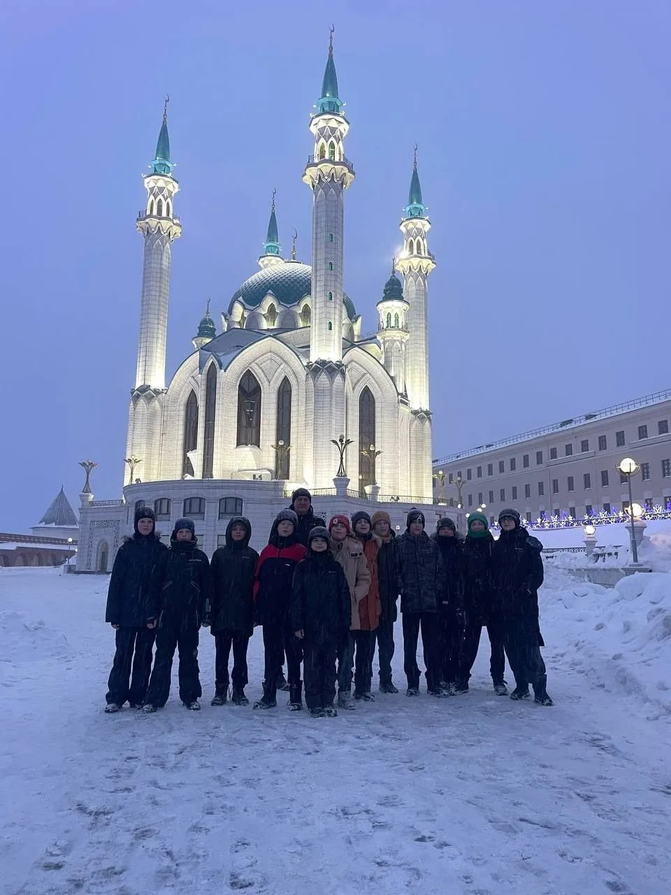 Поздравляем с победой!. Команда СШ № 1 г. Тюмени (тренер – Алексей Гулак) стала победителем межрегионального турнира среди юношей 2015–2016