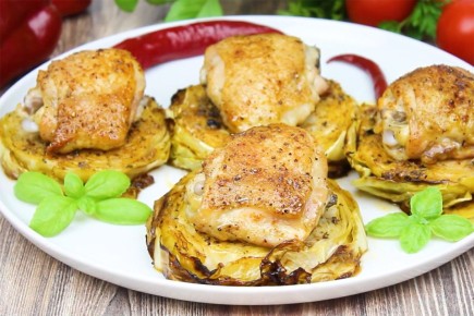 Ароматный ужин: запеченная курица с капустой в духовке