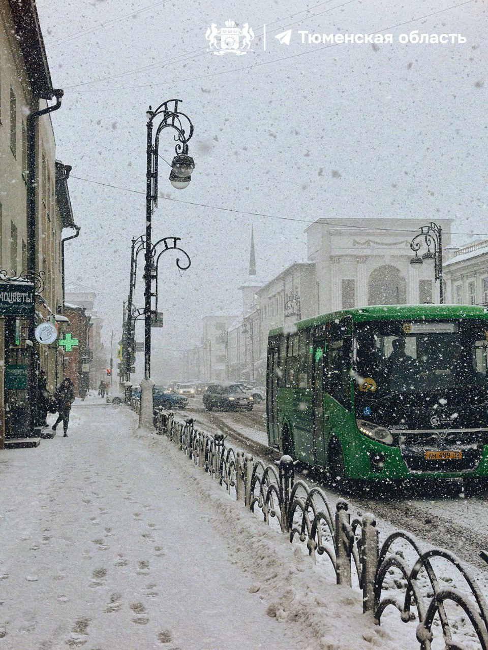 Снегопады не спешат покидать Тюмень