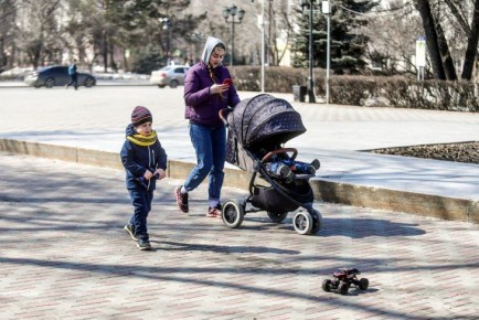 15 ���. ������� � ������������� ��������� ������� �������� �� ������� ������������ 163,9 ��� ������ � 2025 ����