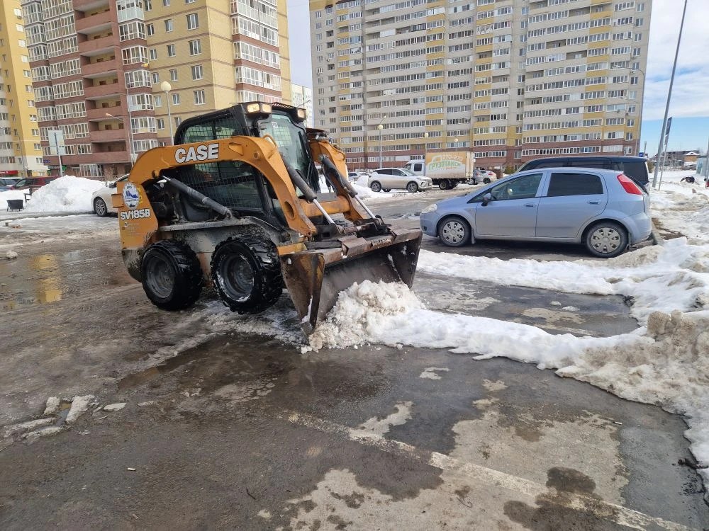 Дорогие тоболяки! Мы продолжаем активно работать над расчисткой города для вашей безопасности и комфорта Дорогие тоболяки! Мы продолжаем активно работать над расчисткой города для вашей безопасности и комфорта