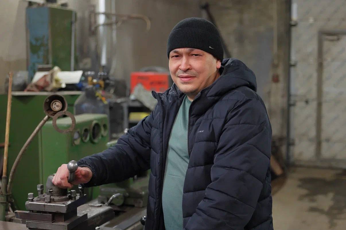 Уважаемые работники и ветераны бытового обслуживания и жилищно-коммунального хозяйства Тобольска Уважаемые работники и ветераны бытового обслуживания и жилищно-коммунального хозяйства Тобольска