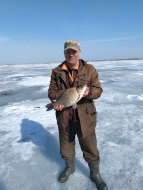 Карасиков до 1,5 кг удалось выловить тюменцу