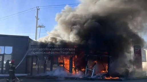 Шаурмичная сгорела под Тюменью в районе села Перевалово