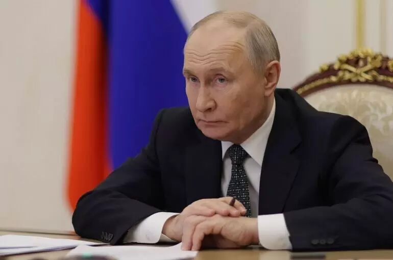 Путин призвал к решению проблем с наследниками авторов в театральном искусстве