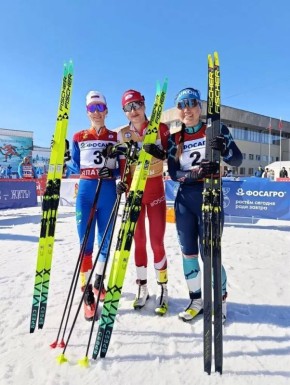 Тюменская лыжница Карина Гончарова - чемпионка России на 50 км