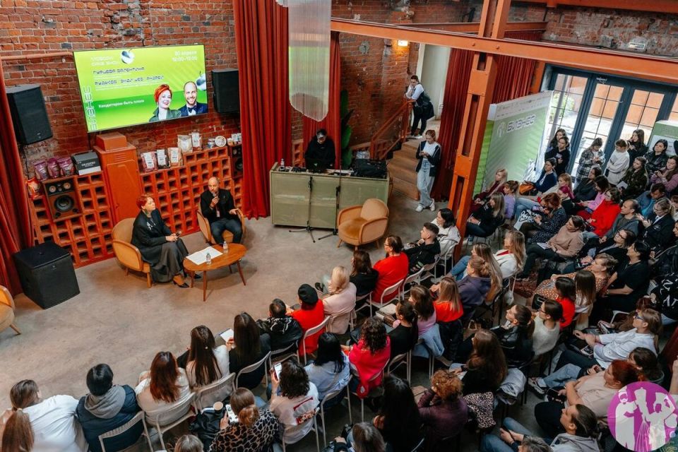 ��� ������� ����������� ������ � ���������: ���������� � Cake Show