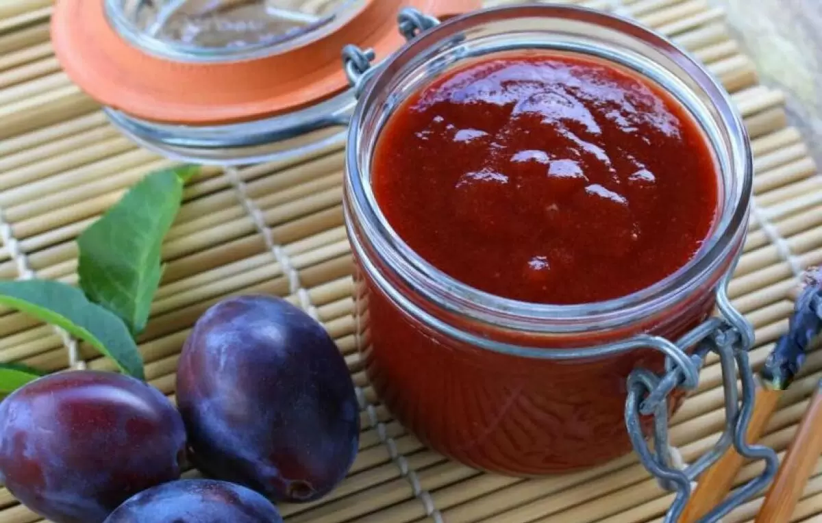 Секреты приготовления домашнего соуса Ткемали: яркие вкусы сливы и остроты
