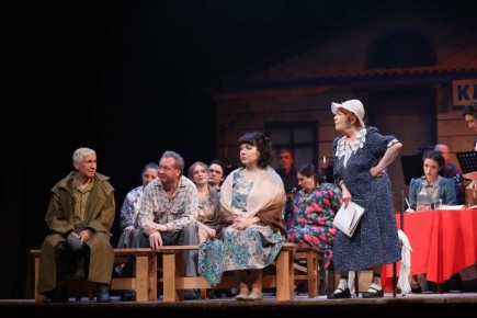 1 ��� � 18.00. �����������, �� ������������� �. �������, �����, � 2-� �����, 16+