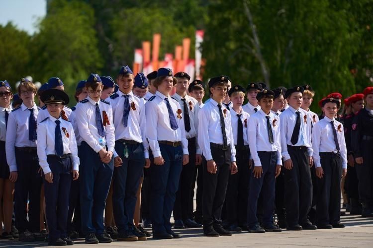 Городской смотр строя и песни прошел 19 мая на площади 400летия Тюмени, подарив участникам и зрителям яркий патриотический праздник Городской смотр строя и песни прошел 19 мая на площади 400летия Тюмени, подарив участникам и зрителям яркий патриотический праздник