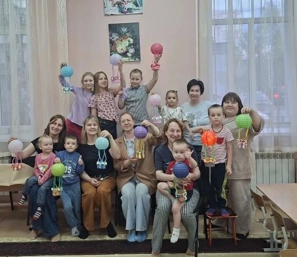 Творчество и радость в социальной гостиной