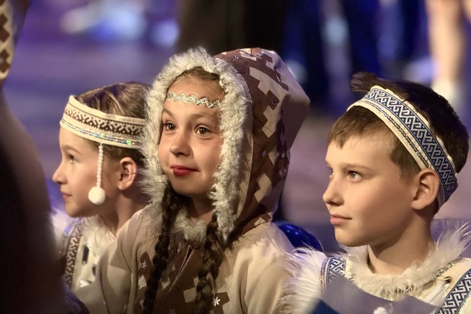 Большим ярким гала-концертом завершился фестиваль детского творчества «Звёздный рой» Большим ярким гала-концертом завершился фестиваль детского творчества «Звёздный рой»