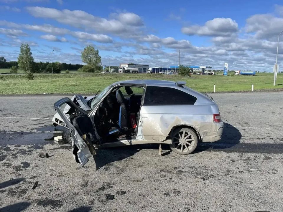 Семь человек пострадали в серьезном ДТП под Заводоуковском