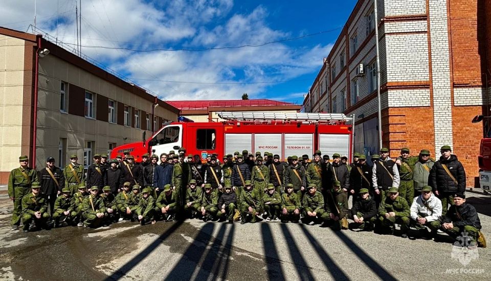 О пожарной безопасности будущим защитникам Отечества О пожарной безопасности будущим защитникам Отечества