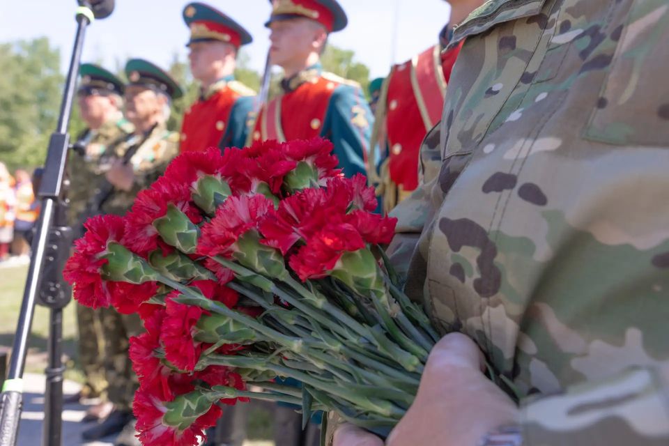 В парке Пограничников появился еще один памятник В парке Пограничников появился еще один памятник